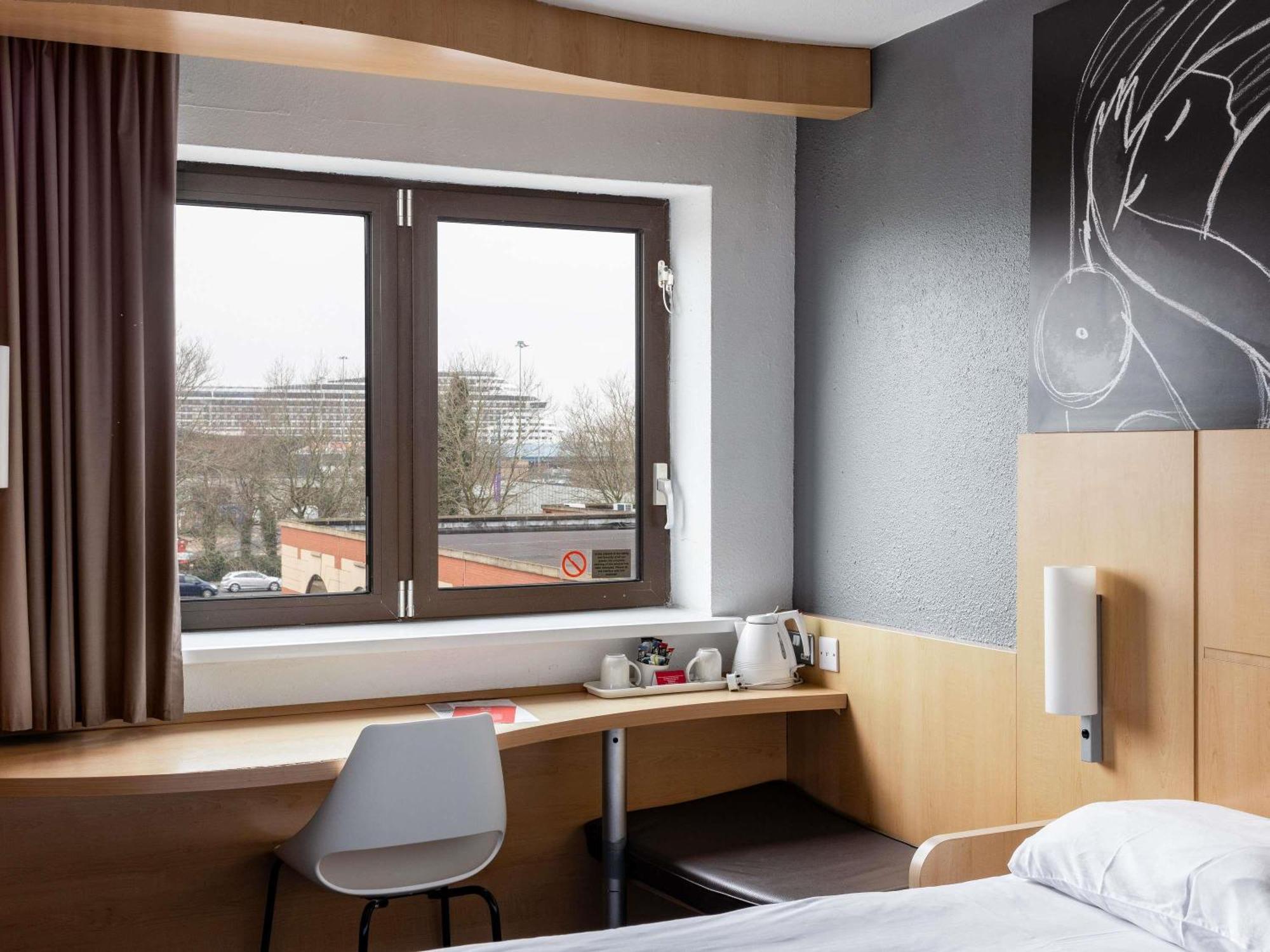 Chambre Lits Jumeaux Standard avec Vue sur le Port